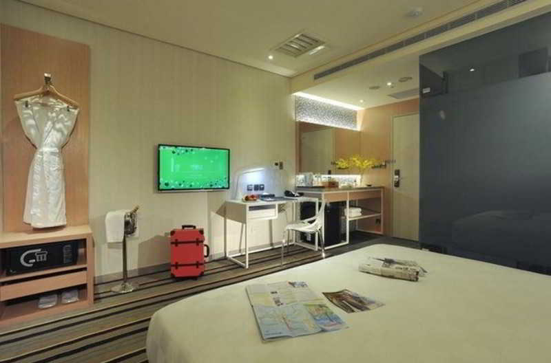 Taipei 101 Sparkle Hotel Exterior photo