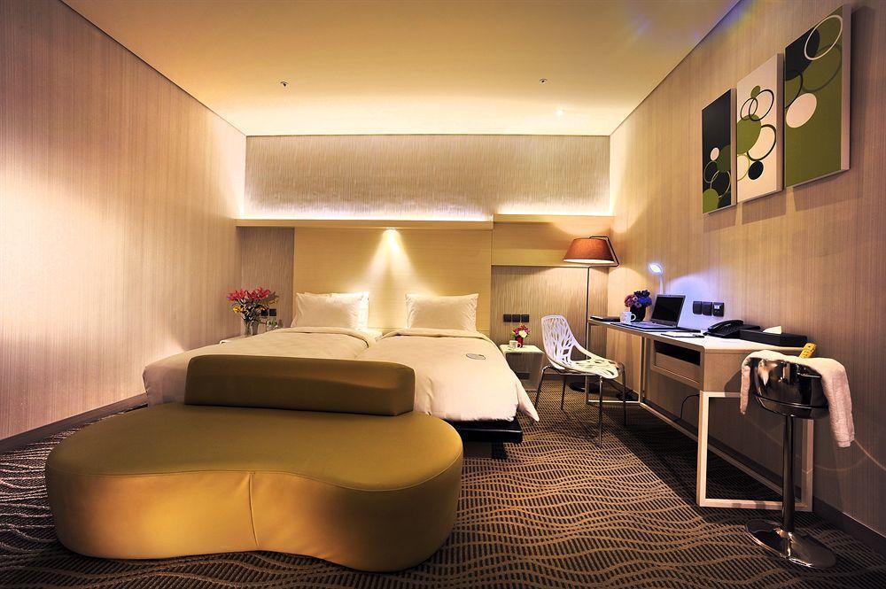 Taipei 101 Sparkle Hotel Exterior photo