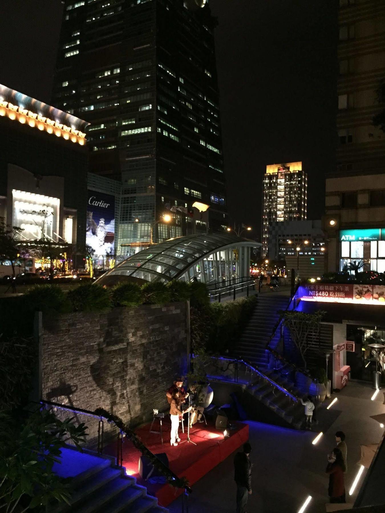 Taipei 101 Sparkle Hotel Exterior photo